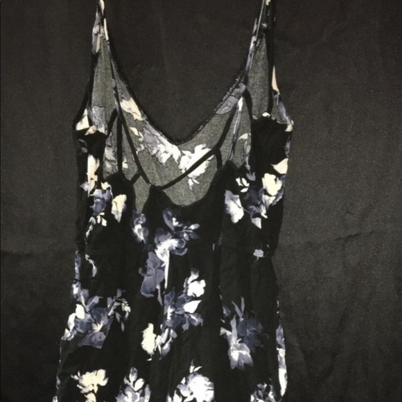 Kendal and Kylie romper - Picture 2 of 3